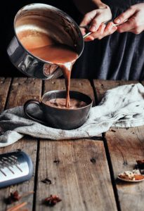 هات چاکلت با پودر کاکائو