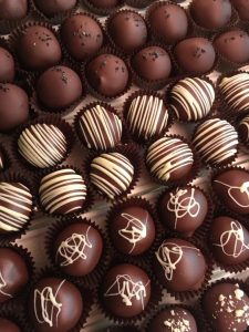 شکلات مغزدار خانگی