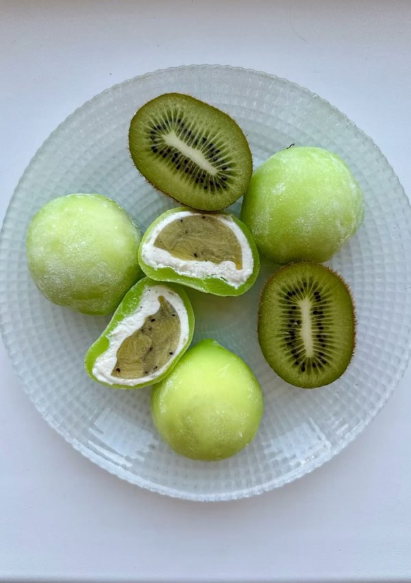 دسر موچی با مغز ژله
